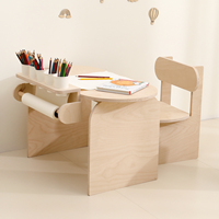 Ensemble table et chaise d'étude pour enfants en pin massif de style nordique, station d'art minimaliste pour enfants avec rouleau de papier pour la crèche