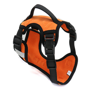 犬用ハーネスOEM犬用ハーネスメーカー卸売調整可能ベルベット犬用ハーネスとリーシュセット高級デザイナーカスタムコーデュロイ犬用ハーネス - Product Image 4