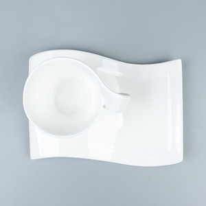 Ensemble de tasses <span class=keywords><strong>et</strong></span> de soucoupes en céramique de forme ondulée moderne avec <span class=keywords><strong>assiette</strong></span> à dessert, 8 oz, porcelaine blanche, tasses à café <span class=keywords><strong>et</strong></span> à thé - Product Image 4
