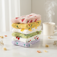 Damen-Crew-Socken aus dickem Jacquard-Nerzvelours mit Acetatfaser, flauschig, warm, gepolstert, für Herbst und Winter, zum Schlafen und für Zuhause