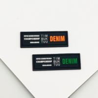 Insigne en caoutchouc PVC souple personnalisé 3D imprimé Technics logo en caoutchouc en forme de rouleau