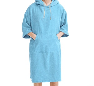 Peignoir <span class=keywords><strong>de</strong></span> plage en fibre ultrafine personnalisé avec matériau éponge <span class=keywords><strong>pour</strong></span> changer <span class=keywords><strong>de</strong></span> <span class=keywords><strong>cape</strong></span> à capuche <span class=keywords><strong>de</strong></span> surf - Product Image 4