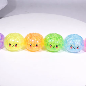 لعبة ضغط على شكل زلابية محشوة بالجل اللامع الناعم لتخفيف التوتر، مناسبة لعمر 14 سنة فما فوق، للجنسين، مع سلة بلاستيكية - Product Image 1