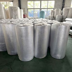 Rouleau d'isolation en film à bulles d'air imperméable en aluminium PE double face pour travaux de construction de murs et de conduits, modèle HYB personnalisé - Product Image 1