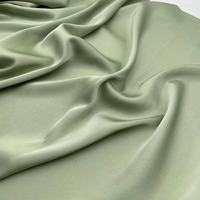 Nouveau design doux sensation de main lisse toucher satin similaire à l'acétate soie duchesse satin matériel tissu pour pyjamas