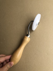 <strong>Seam</strong> <strong>Roller</strong> Press Quilting Tool <strong>Wallpaper</strong> <strong>Roller</strong> With Easy To Grip Convenient Press <strong>Seams</strong> Roll Press Sewing Tools - Product Image 3