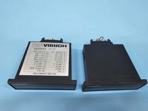 Medidor HORIBA STEC DU-102E para Controlador de Flujo Másico, Usado - Product Image 3