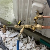 Outil d'installation de suppression de noyau de soupape SAE 1/4 et 5/16 Port Adaptateur en laiton Outil de soupape Schrader pour systèmes de réfrigérant R22 R410a