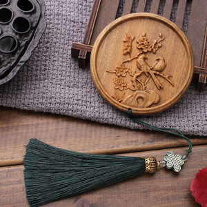 Miroir portable en bois de santal Weijun, miroir de maquillage en bois de séquoia de style ancien, pompon rétro tricolore fait main YJZ - Product Image 4