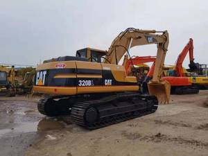 Venta de Excavadora de Cadenas CAT 320BL Usada (20 Toneladas) a Bajo Precio Está en buen estado y viene con una garantía de un año. - Product Image 4