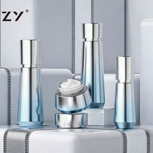 ชุดบรรจุภัณฑ์เครื่องสำอางแก้วไล่เฉดสีม่วงน้ำเงินสุดหรู ขวดและกระปุกบรรจุภัณฑ์สำหรับผลิตภัณฑ์บำรุงผิวแบบเปล่า พร้อมฝาสีโรสโกลด์ สำหรับโลชั่น เซรั่ม และครีม - Product Image 5