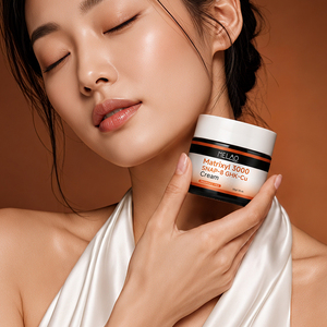 Crema Facial con Péptidos, Ceramidas, Escualano, Matrixyl 3000, GHK-Cu, SNAP-8, Apoyo para la Barrera Cutánea, Nutrición Profunda, Retención de Humedad, Etiqueta Personalizada - Product Image 1