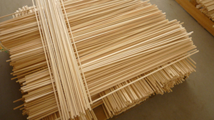 Bán Sỉ Bộ Mô Hình Gỗ Balsa Thanh Vuông Mô Hình Hàng Không Vật Liệu Đa Đặc Điểm Kỹ Thuật Thanh Gỗ Balsa - Product Image 5