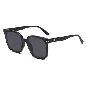 Gafas de sol polarizadas Gm Square para hombre, montura negra, protección UV400, protección solar para conducir al aire libre, lentes TAC, material de PC - Product Image 4