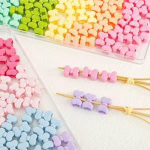 Accessoires de chaîne de téléphone portable faits à la main dessin animé mignon DIY Trou droit Acrylique Perles en vrac Lucite Matériaux de fabrication de bijoux - Product Image 4