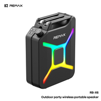 Altavoz para Fiestas al Aire Libre REMAX de 120 W, 120 Luces RGB, Bajos Potentes, BT 6.0, 4000 mAh, 12 Horas de Reproducción, Diseño de Bidón, Asa de Transporte