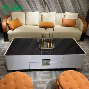 Set di Mobili di Lusso per Villa Italiana di Alta Gamma, Divano in Vera Pelle, Servizi di Design 3D/CAD e Personalizzazione - Product Image 4