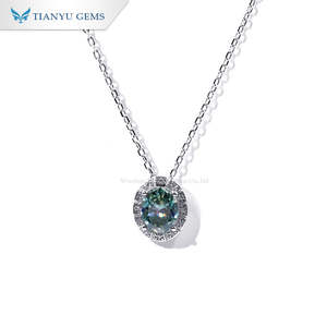 Collar con Colgante de Piedra Principal Redonda Verde con Halo de Moissanita Tianyu, una Pieza Única y Exquisita, Perfecta como Regalo de Aniversario - Product Image 2