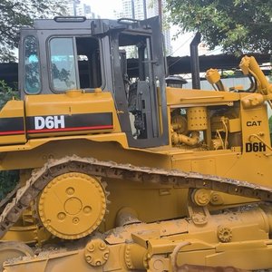 Bouteur Caterpillar D6H d'occasion de qualité supérieure, bien entretenu, faible nombre d'heures, puissance élevée, haute efficacité, excellent rapport qualité-prix, testé sur site - Product Image 1