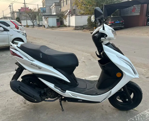 Scooter à moteur sans balais Kymco de haute qualité, neuf, 125 cm3, compact et spacieux, plus de 80 km/h, mobilité urbaine - Product Image 6