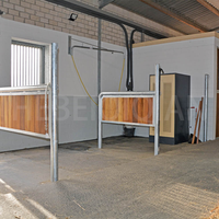 Panneaux de porte à charnières en acier galvanisé avec remplissage en bambou pour box de chevaux, taille 2x3m, galvanisation à chaud et revêtement en poudre