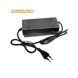 Chargeur GX16 54.6V 2A pour trottinettes électriques <span class=keywords><strong>ZERO</strong></span> <span class=keywords><strong>8</strong></span>, <span class=keywords><strong>ZERO</strong></span> 9, VSETT <span class=keywords><strong>8</strong></span>, VSETT <span class=keywords><strong>8</strong></span>+/ VSETT 9 - Pièce de rechange et alimentation - Product Image 6