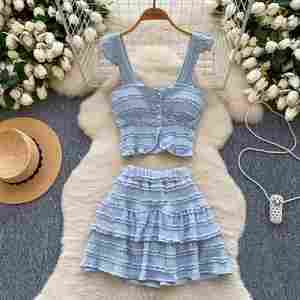 Ensembles Y2K pour femmes : Haut bustier et jupe taille haute – Vêtements américains en gros - Product Image 2