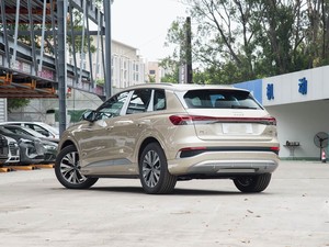 Véhicules électriques <span class=keywords><strong>Audi</strong></span> <span class=keywords><strong>Q4</strong></span> E-tron fabriqués en Chine, édition 2024, autonomie 605 km, en stock, couleur marron, <span class=keywords><strong>prix</strong></span> usine, vente chaude - Product Image 4