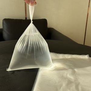 Sacchetti d'Acqua in Plastica PE Usa e Getta Personalizzabili per Dimensione e Colore, Resistenti e Infrangibili per Acqua Minerale e Alimenti - Product Image 2
