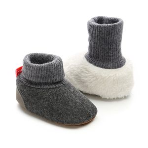 Chaussons d'hiver chauds pour bébés Chaussures de berceau en tricot doux doublé de polaire pour nourrissons et tout-petits - Product Image 3
