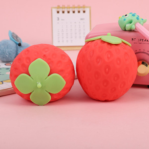 Jouet anti-stress en forme de fraise simulée 2025 pour filles, balle à presser pour soulager le stress - Product Image 3