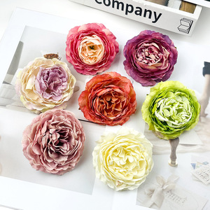 Tête de fleur de pivoine artificielle 8 cm de diamètre, en tissu, style vintage, pour décoration de mariage et de maison - Product Image 1
