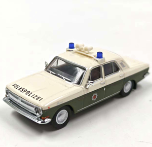 Modelo de Diorama de Coche Antiguo de Europa del Este, Volga WOLGA M24, Escala 1/87, Verde y Blanco - Product Image 3
