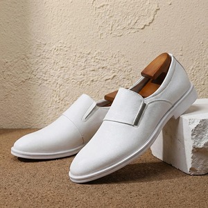 รองเท้าหนังผู้ชายคุณภาพสูง 22026 รองเท้าหนังนิ่มทรงหัวแหลมสไตล์อังกฤษสำหรับนักธุรกิจ รองเท้าเดรสสีขาวสำหรับชายหนุ่ม - Product Image 3