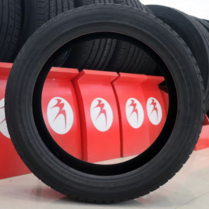 Neumáticos de Invierno de Alto Rendimiento 255/45R21, M+S Sin Clavos, de Sílice, Fácil Manejo en Clima Frío, América del Norte - Product Image 2