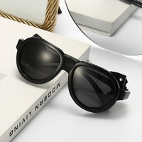 Lunettes de soleil polarisées pour hommes, style rétro punk, monture bleue, matériau de la monture en PC, verres TAC, lunettes de conduite coupe-vent