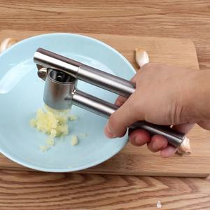 <span class=keywords><strong>Presse</strong></span>-<span class=keywords><strong>ail</strong></span> Coupeur <span class=keywords><strong>Presse</strong></span>-<span class=keywords><strong>ail</strong></span> en acier inoxydable Gadgets <span class=keywords><strong>de</strong></span> cuisine <span class=keywords><strong>de</strong></span> haute qualité en Chine par achat direct - Product Image 6