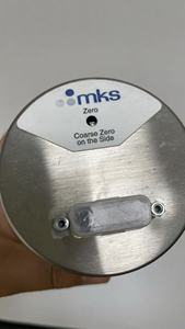 Manómetro de Vacío Capacitivo de Cerámica HPM18LV con Brida KF16, Salida Analógica de 0-10V e Interfaz D-sub - Product Image 1