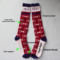 Chaussettes d'équitation professionnelles respirantes de haute qualité, magnifiquement conçues et personnalisables en gros.