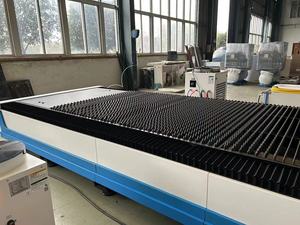 เครื่องตัดไฟเบอร์เลเซอร์โลหะขนาด 1500x4000 มม. มาตรฐาน CE สูง - Product Image 4
