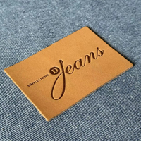 Étiquette en cuir véritable personnalisée en relief pour vêtements, accessoires de mode, logo de marque, patch rectangulaire écologique pour jeans, vente en gros