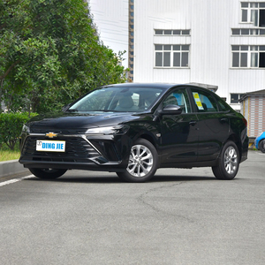 2025 Chevrolet Coruse 1.5L versione 4 porte 5 posti in pelle berlina doppia frizione AWD posteriore R19 pneumatici lasciati adulti - Product Image 2