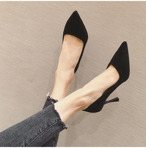 Zapatos de Tacón Alto con Punta en Pico, Estilo Francés, Negros, con Pedrería, Tacón Mediano, Parte Superior de Gamuza, Cierre con Cordones, Diseño Geométrico - Product Image 5