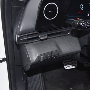 Hubei Yitong Veicolo a Benzina in Offerta Speciale, Berlina di Lusso Beijing <span class=keywords><strong>Hyundai</strong></span> Elantra, Nuova Auto Sportiva a Benzina Automatica, Alta Velocità 190KM/H - Product Image 3