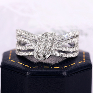 Anello a Strati con Fiocco Elegante per Donne, Gioiello da Dito alla Moda - Product Image 4