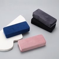 Étui de protection haut de gamme en velours et métal pour lunettes, avec forme personnalisée et doublure métallique, pour lunettes de myopie et de presbytie