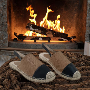 2025 llegadas de moda Zapatos para mujeres nuevos estilos sandalias Slingback mocasines mujeres media cubierta zapatilla - Product Image 3