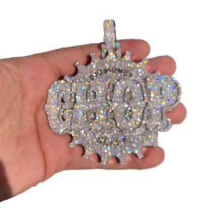 Colgante de Cadena con Inicial de Alá, Estilo Hip Hop, de Plata 925, Chapado en Oro de 18K, con Moissanita VVS de Corte Brillante y Engaste de Garra, Totalmente Pavimentado, GRA - Product Image 1
