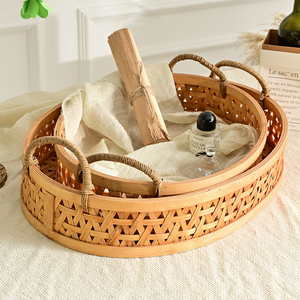 Plateaux de service ovales en bambou naturel et rotin tressé pour la décoration de la maison de style farmhouse - Product Image 1