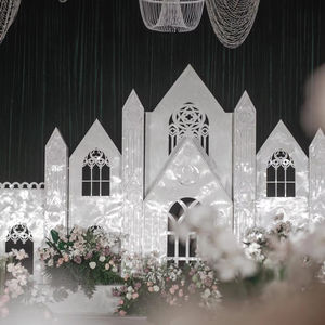 Fondo DE BODA Castillo con luz Diseño personalizado Escenario Flores artificiales Telón de fondo Castillo de boda - Product Image 2